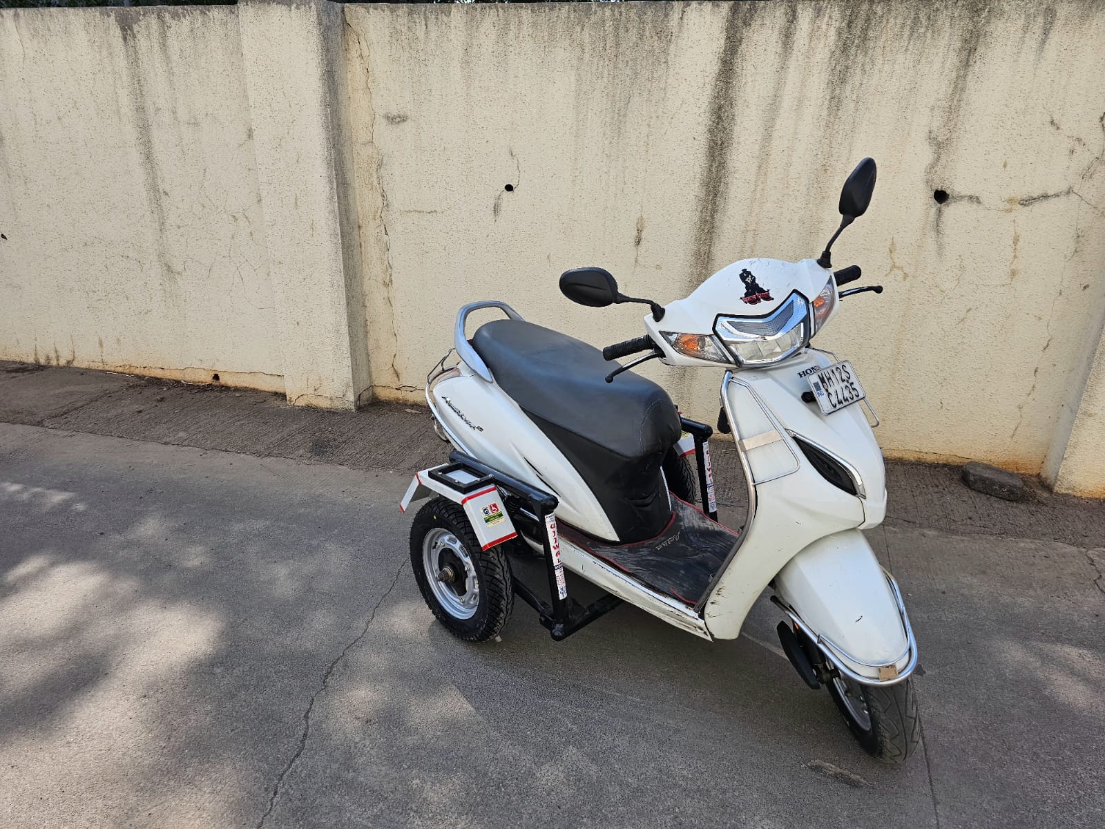 Handicap Scooter Side Wheel Attachment